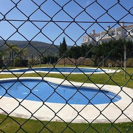 Apartamento Con Jardin La Línea de la Concepción المظهر الخارجي الصورة